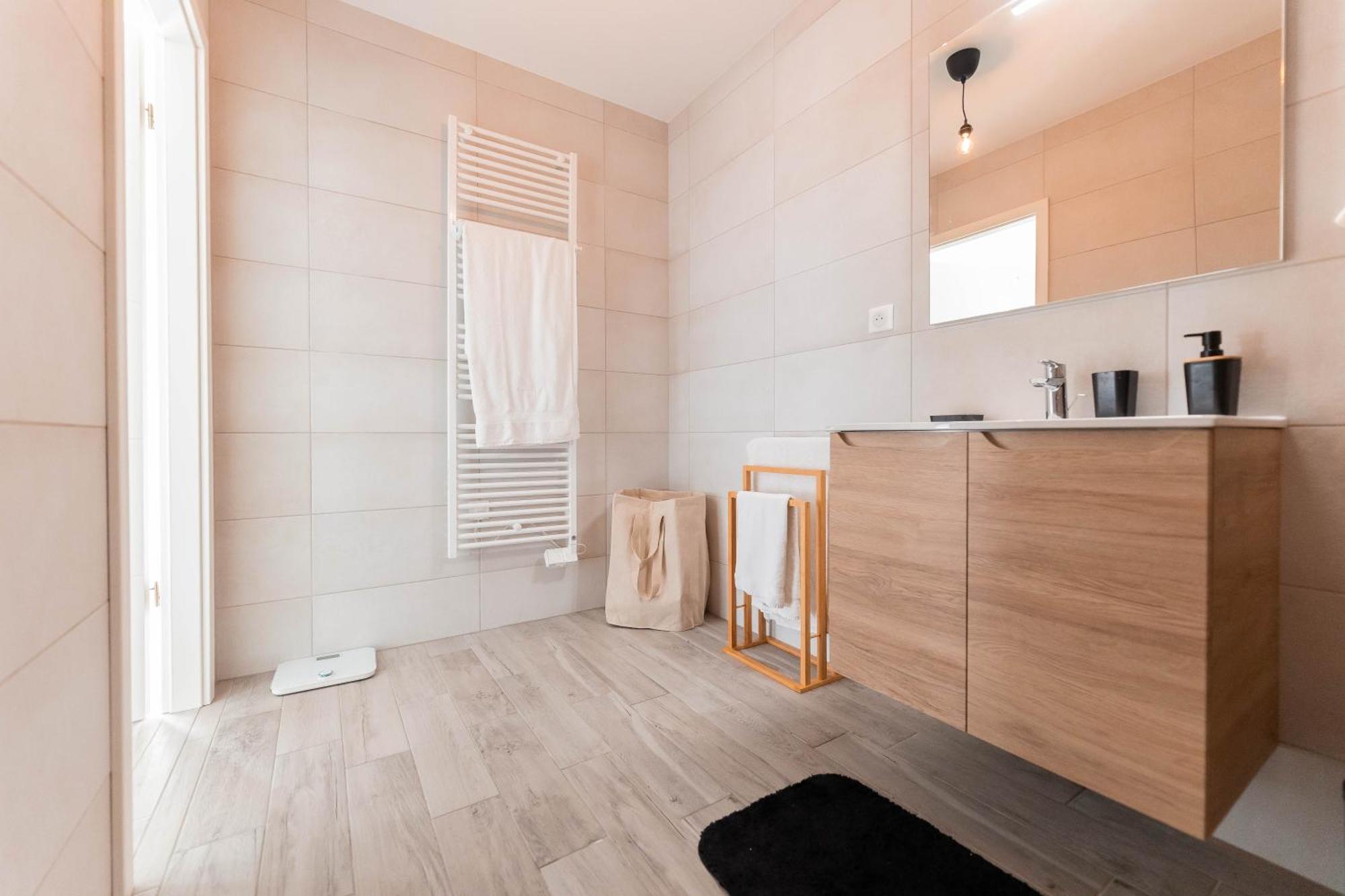 Les Jardins De La Semme Apartment Колмар Екстериор снимка